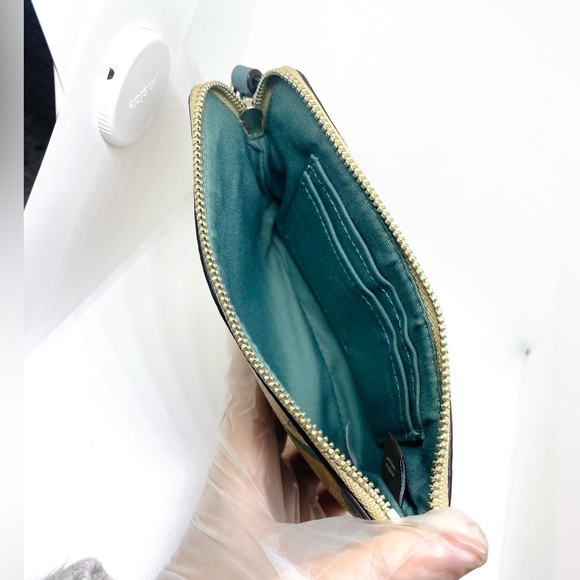 Coach Canvas Wristlet Wallet With Floral Print And Signature Logo - Picture 4 of 4